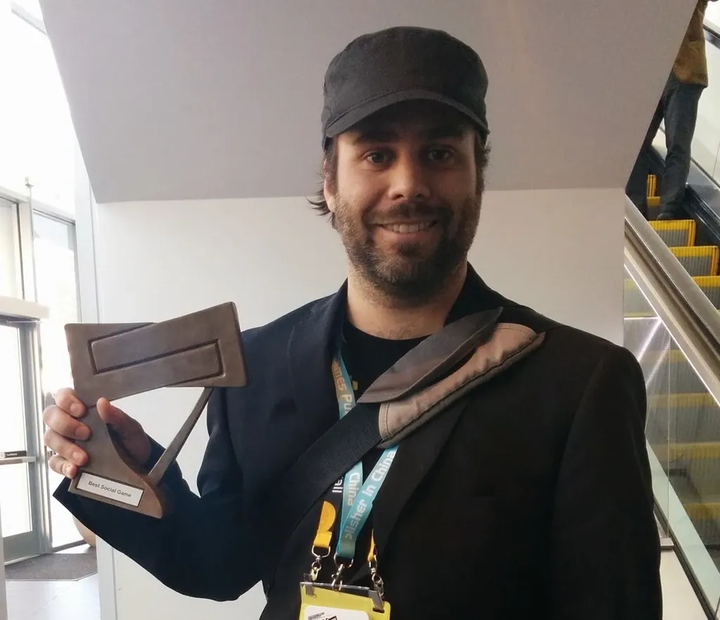 Hololabs Wins Best Social Game for Papercade @ GameConnection 2015 hero